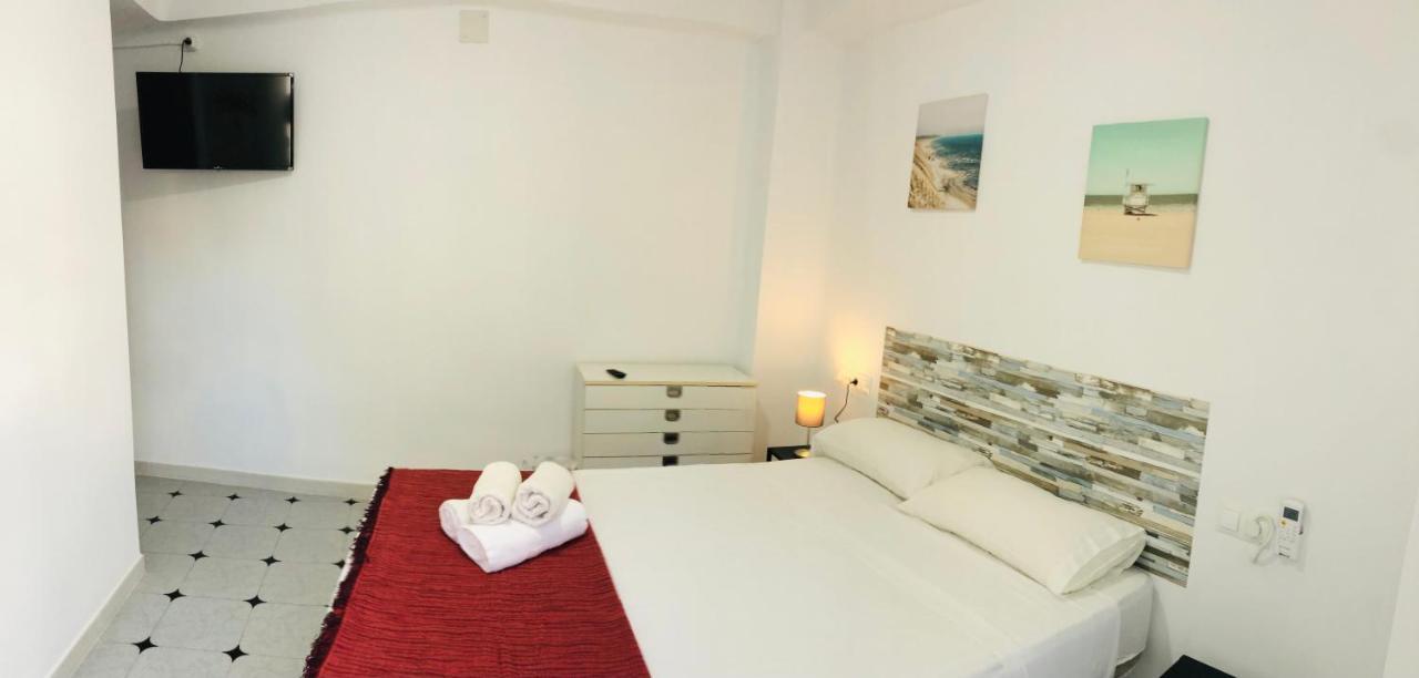 Spanish C. Malaga Ngoại thất bức ảnh
